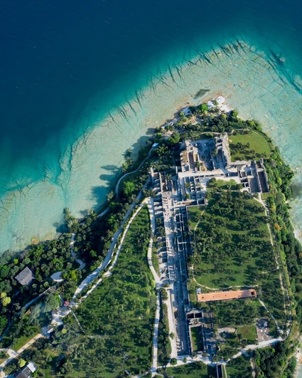 Evento esclusivo in barca: Punta San Vigilio e Garda da Gardone 1